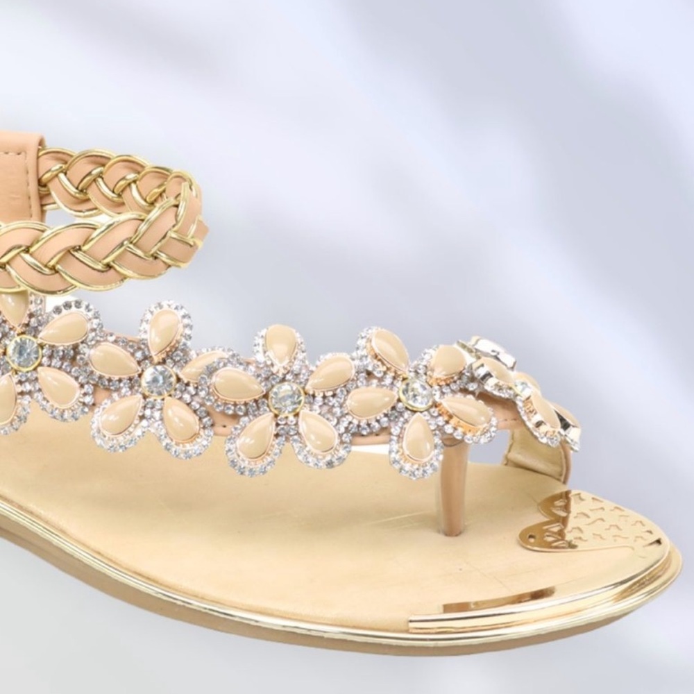 1 Left! Italina Sleek Black Vinyl Floral Rhinestone Embellished Toe Ring Sandal - Picture 9 of 13